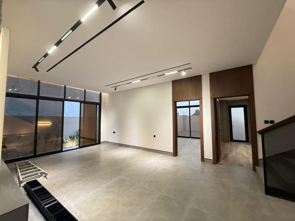 For Rent Alzahia in Ajman - Image 4