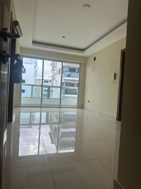 APARTAMENTO EN ALQUILER EN RENACIMIENTO, D.N en La Romana - Imagen 1