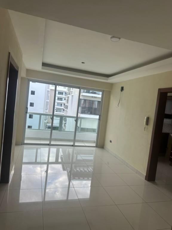 APARTAMENTO EN ALQUILER EN RENACIMIENTO, D.N en La Romana - Imagen 7