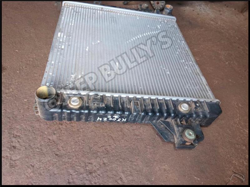 Jeep Cherokee KJ Radiator For Sale in Benoni - Image 2
