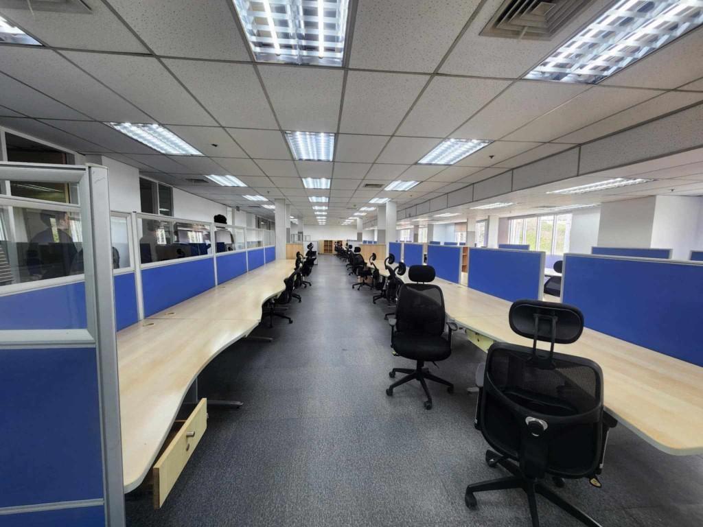 For Rent Lease Office Space Mckinley Taguig Fully Furnished in Malate - Image 3