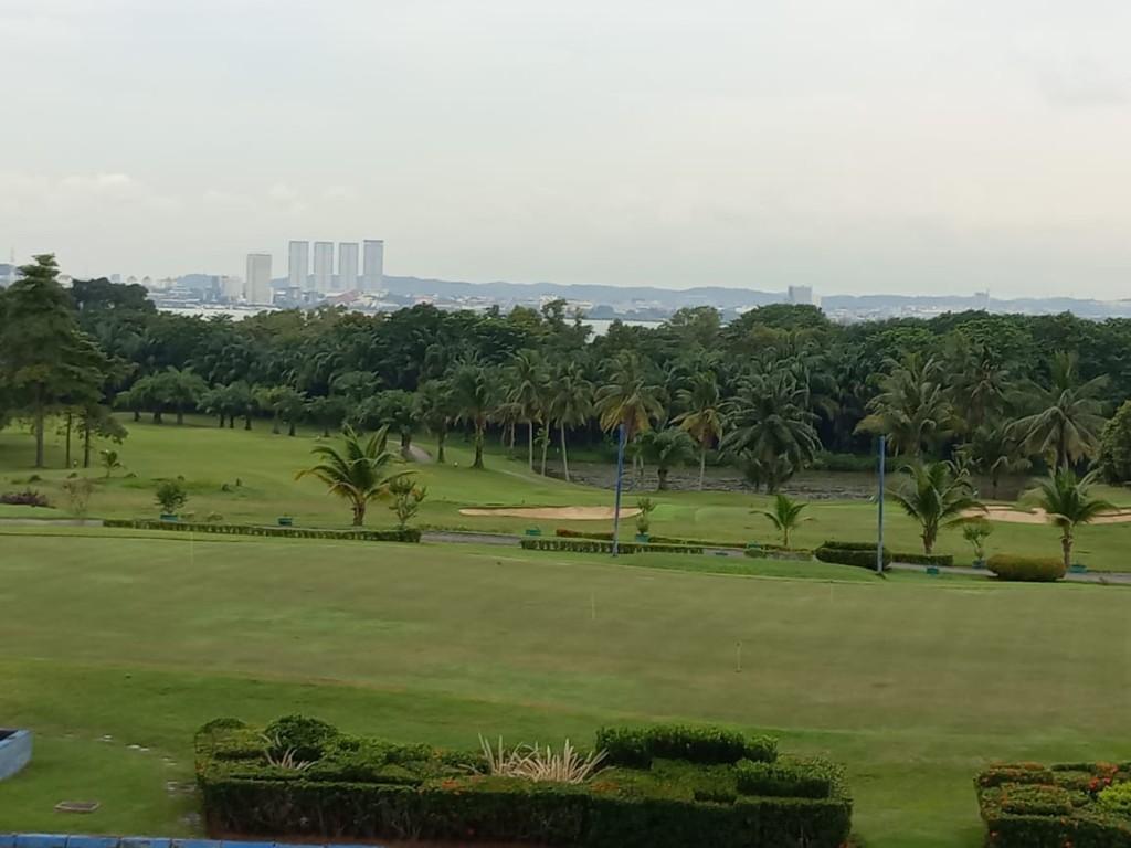 Batam Rental Car & Tour Package in Singapore - Image 1