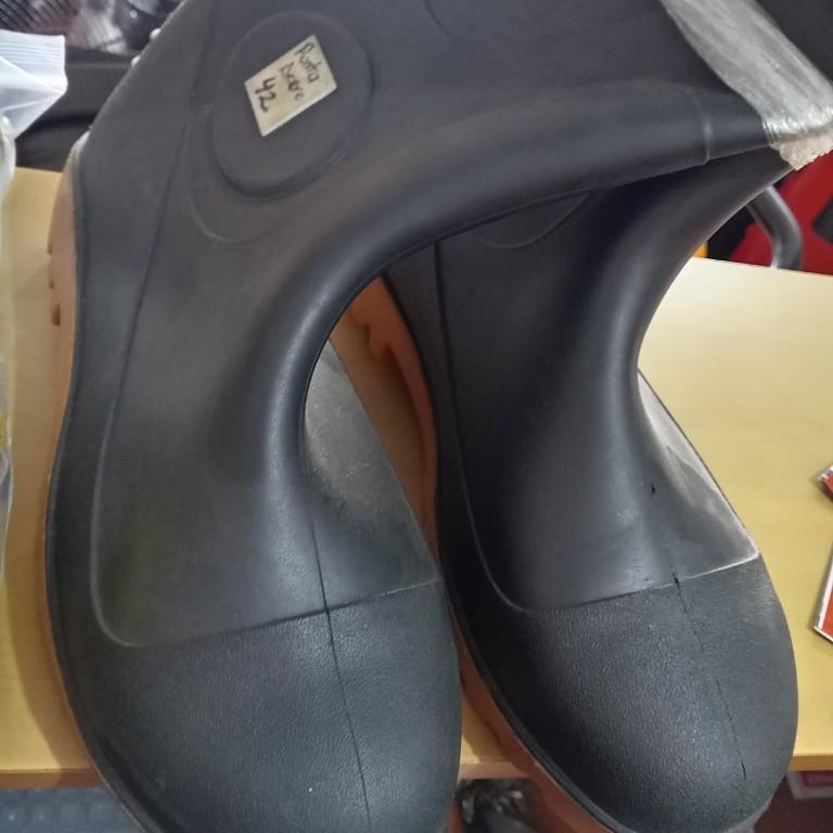 Botas de PVC con punta de acero en Chinautla - Imagen 2