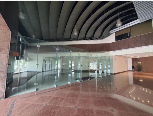 OFICINA EN RENTA 383 M2 ACONDICIONADA ZONA VALLE SAN PEDRO … en Monterrey (MTY) - Imagen 1