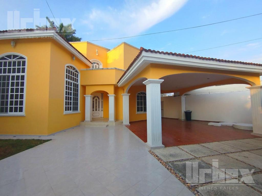 SE RENTA HERMOSA CASA RESIDENCIAL EN FRACCIORAMA 2000, CAMPECHE en Campeche - Imagen 1