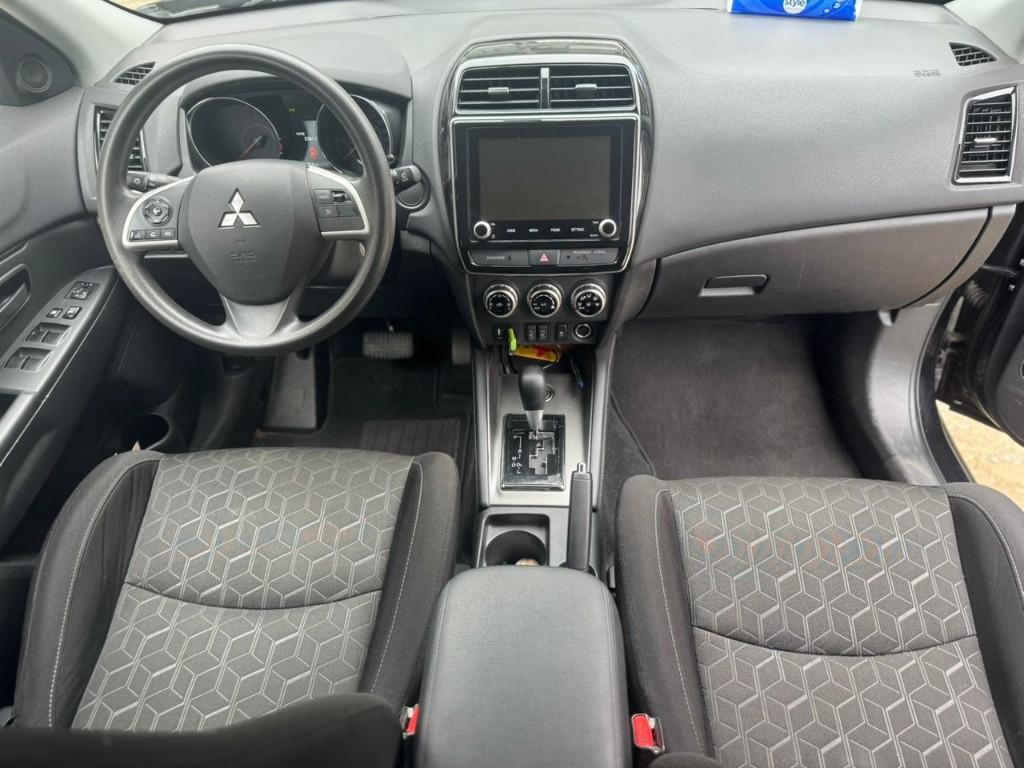 Mitsubishi RVR année 2022 à Abidjan - Photo 2
