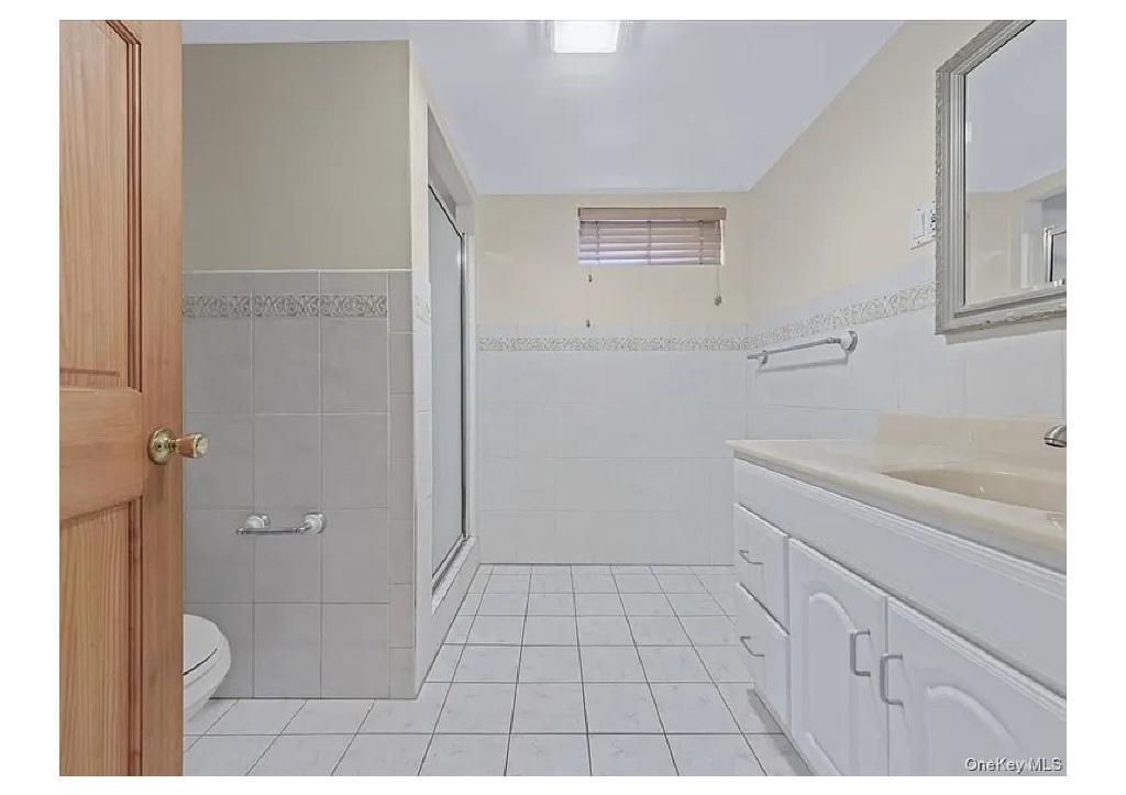 Affordable House For Rent in Queens - Image 1