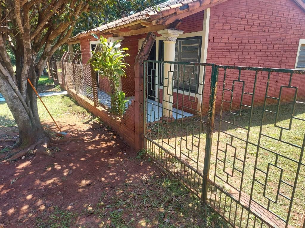Casa en esquina en Arroyo Porã Sub-urbano en Encarnación - Imagen 4