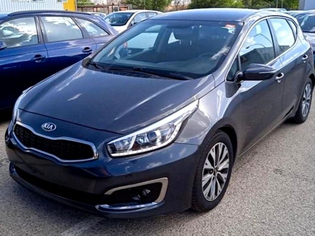 KIA ceed en Ferrol - Imagen 1