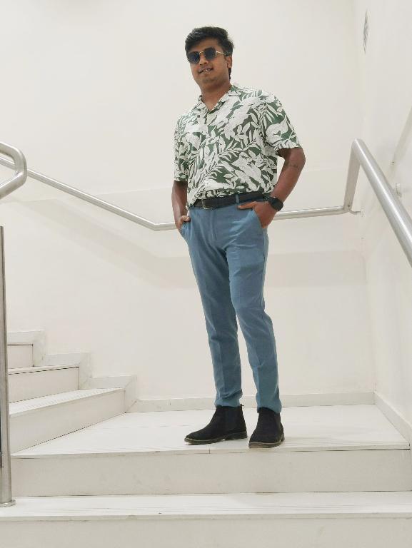 Service boy in banglore in India - Image 2