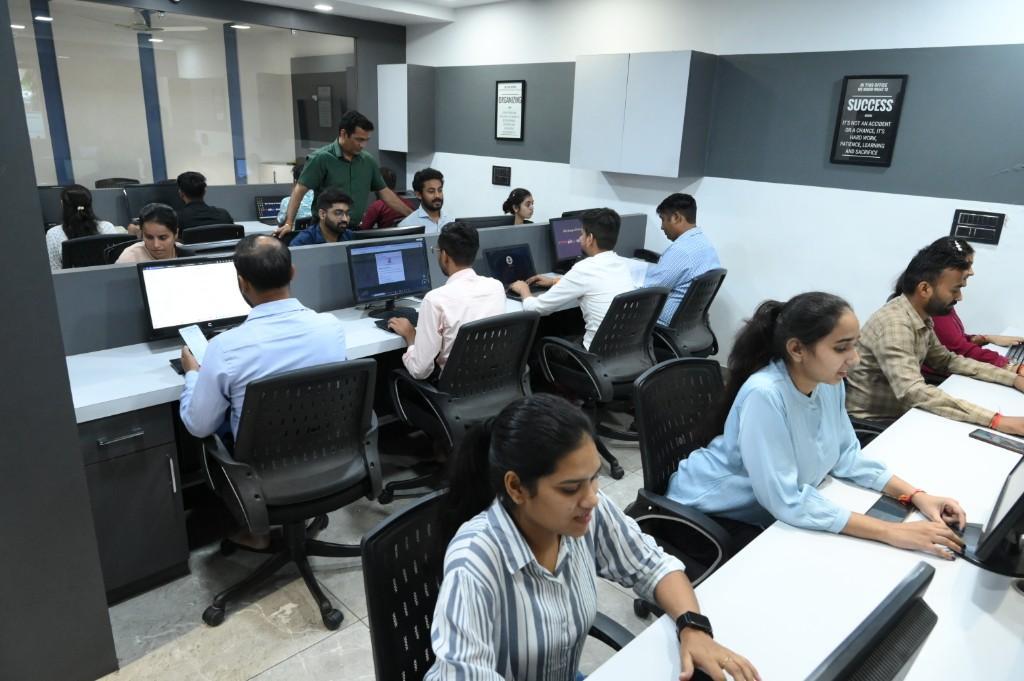 Efox Technologies - Best Software Development Company Bareilly in India - Image 2