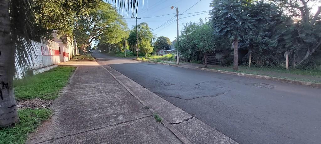 Lote de 812 m2 a pasos de la Costanera Bolik de Encarnación en Encarnación - Imagen 6