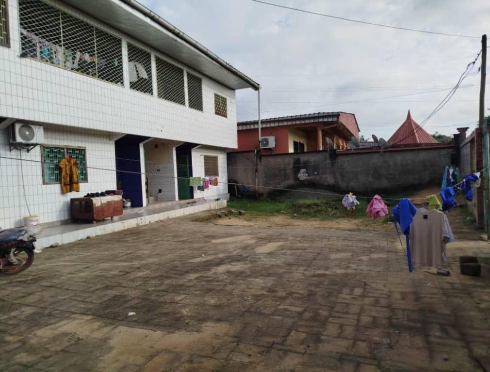 Immeuble à vendre logbaba à Douala - Photo 4