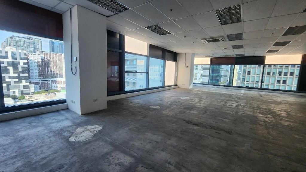 298 sqm For Rent Lease Office Space in BGC Taguig City in Malate - Image 2