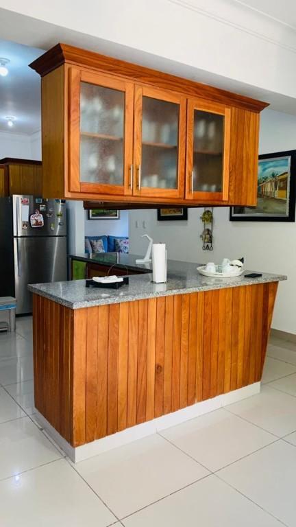 HERMOSO APARTAMENTO EN ALQUILER EN RENACIMIENTO en La Romana - Imagen 7