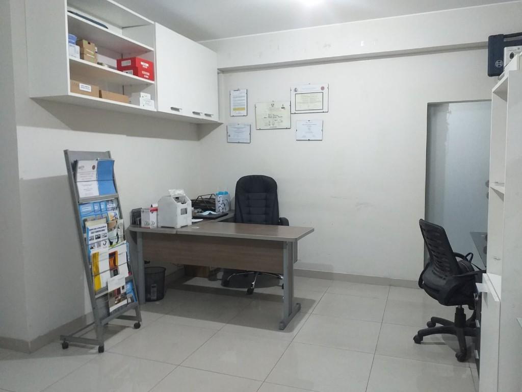 REMATE DE OFICINAS en Lima - Imagen 2
