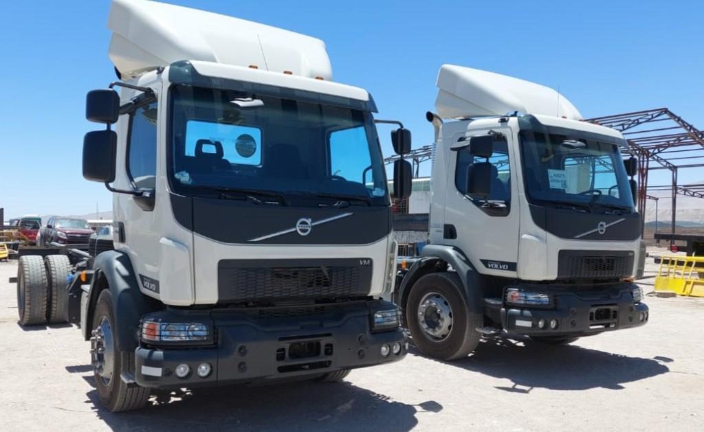 ARRIENDO CAMIONES PLUMAS MENSUALES / DIARIOS/ HORAS en Calama - Imagen 3