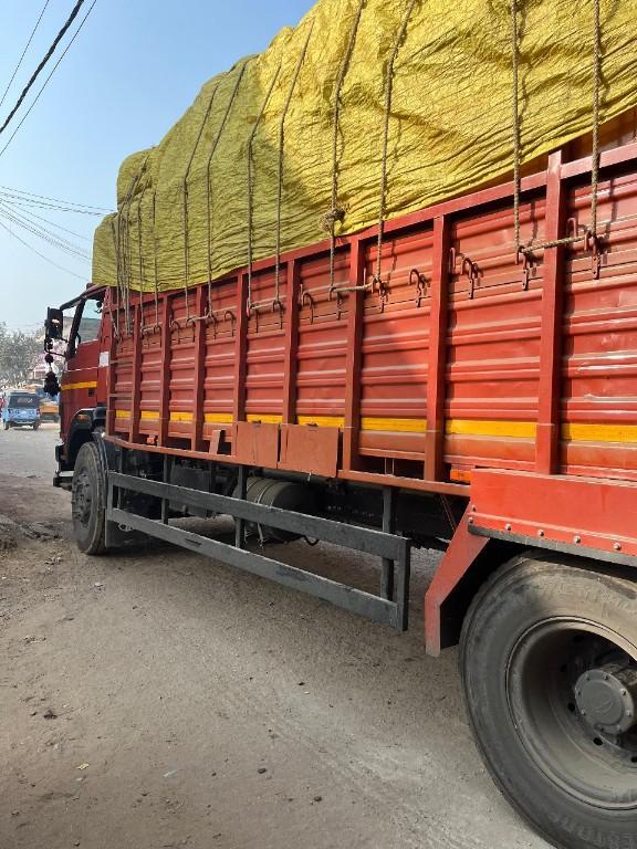 Trusted Shipping & Cargo Solutions in Nepal in India - Image 1