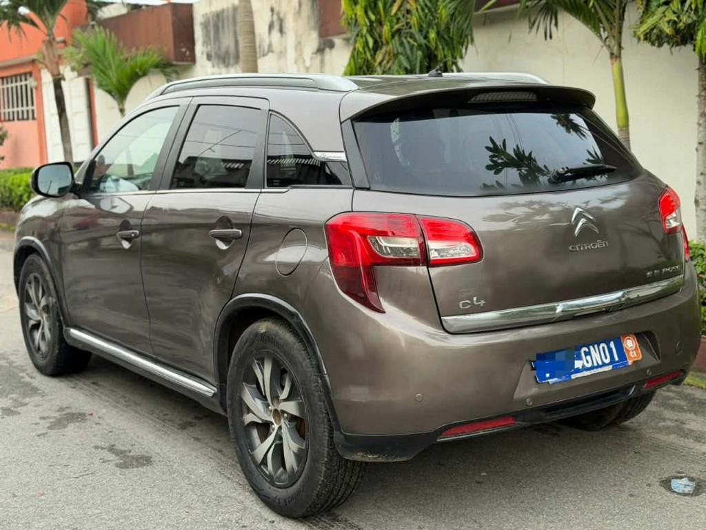 Citroën C4 en vente à Abidjan - Photo 7