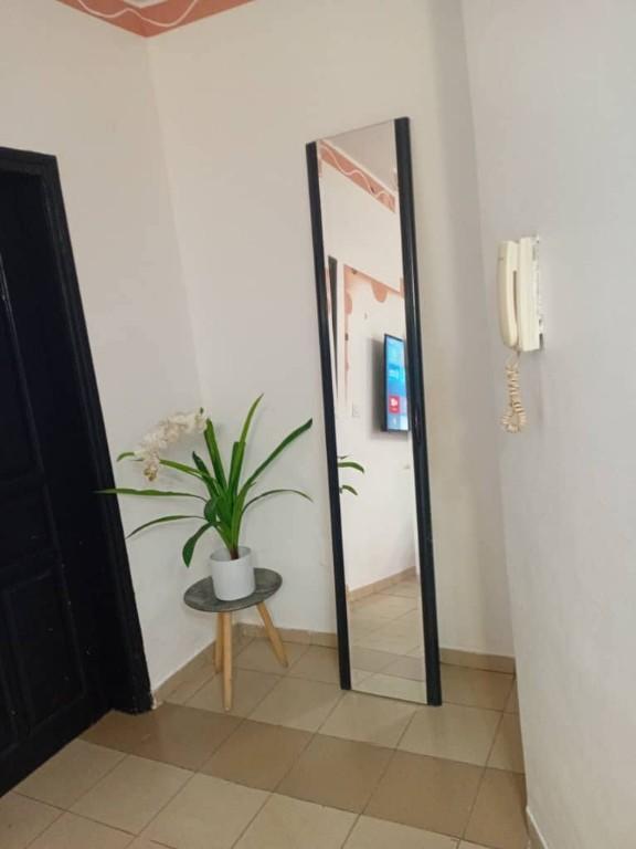 APPARTEMENT MEUBLEE A LOUER en Côte d’Ivoire - Photo 1