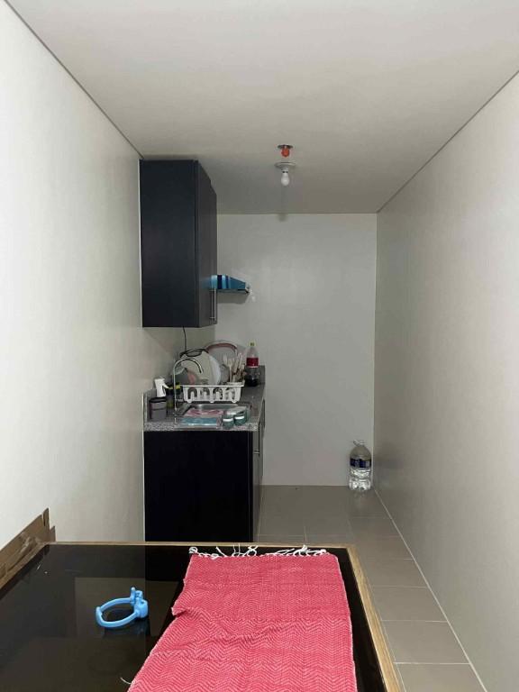 2 BR Semi-Furnished Condo Unit For Rent in The Rochester, Pasig in Pansol - Image 3