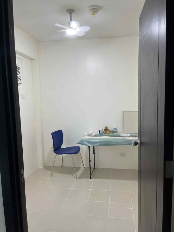2 BR Semi-Furnished Condo Unit For Rent in The Rochester, Pasig in Pansol - Image 9