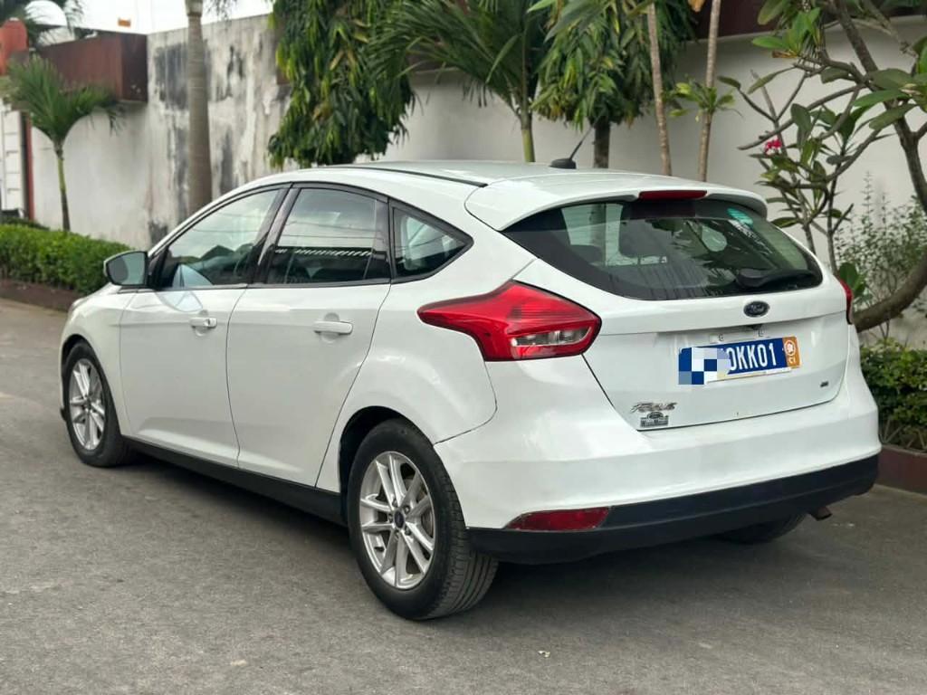 Ford Focus SE en vente à Abidjan - Photo 2