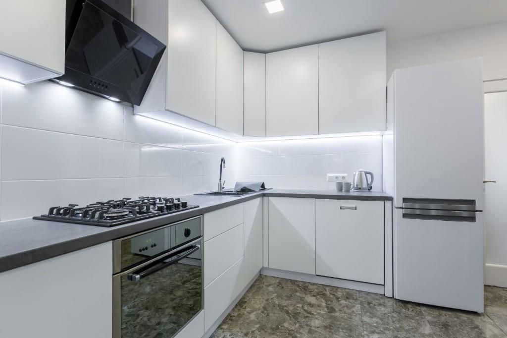 Modular Kitchen Price in Delhi – L-Shaped, U-Shaped with Rates in Gurgaon - Image 1