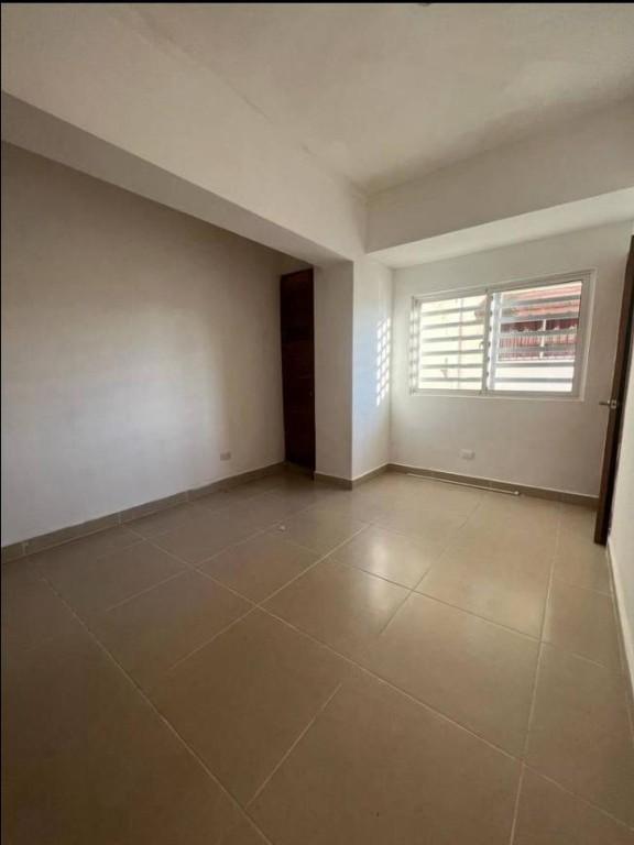 APARTAMENTO EN ALQUILER EN LOS PRADOS en Santo Domingo - Imagen 4