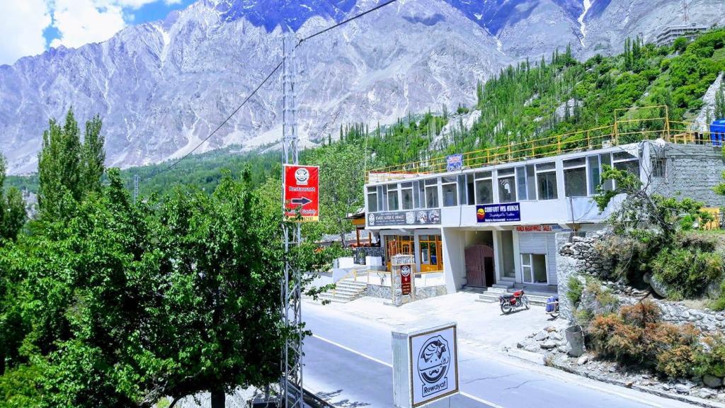 Ganish Inn Hunza in Pakistan - Image 1