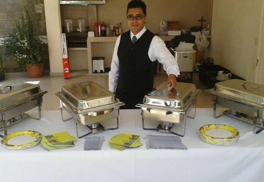 Feliz 2026 Servicio de meseros y barman cocteleria a Brindar en Huixquilucan - Imagen 1