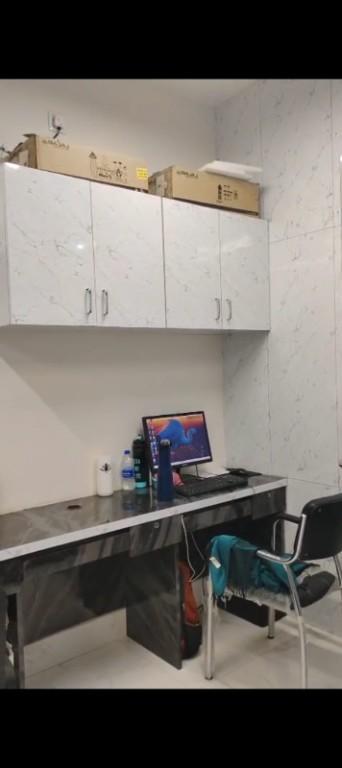 Fully Furnished Office For Rent at Sector 5 in India - Image 2
