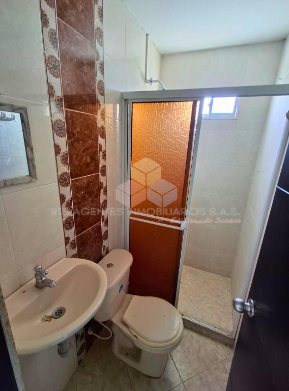 ARRENDAMOS APARTAMENTO, 72 M2, 3 ALCOBAS, LOS ALMENDROS, SOLEDAD en Colombia - Imagen 7