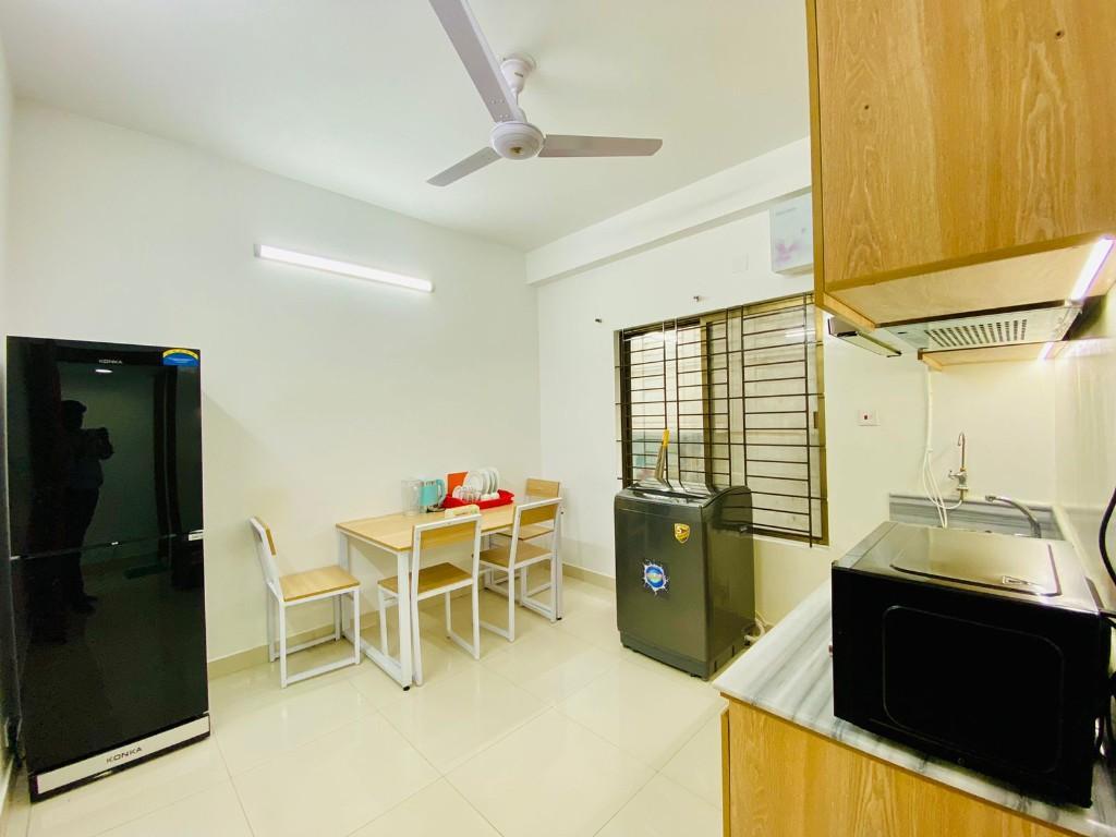 Fully Furnished 3BHK Apartment for Rent in Bashundhara R/A in Bangladesh - Image 3