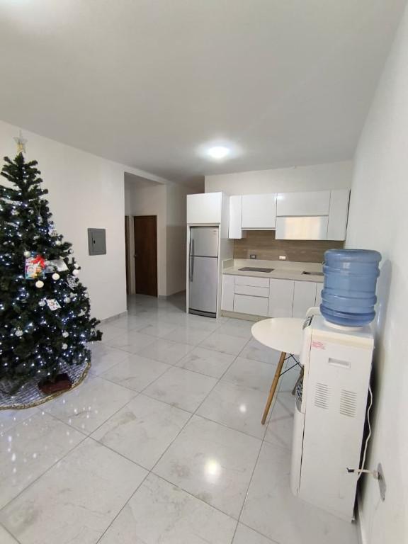 CASA EN VENTA LA ROSALEDA, 232M2, 5 HABITACIONES en Barquisimeto - Imagen 1