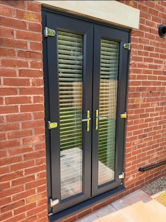 Bespoke Blinds, MADE TO MEASURE in United Kingdom - Image 2