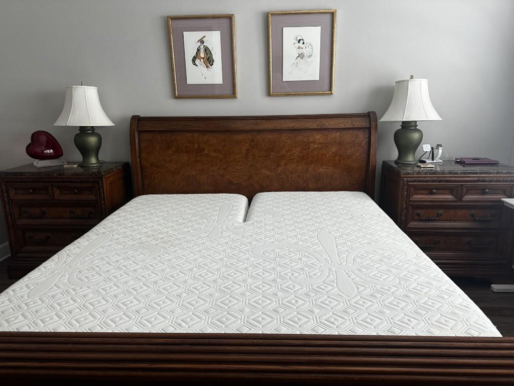 KING BEDROOM SET in Venice - Image 2