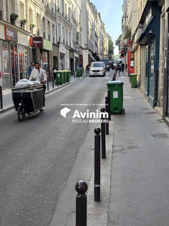 EMPLACEMENT N1 à Levallois-Perret - Photo 1