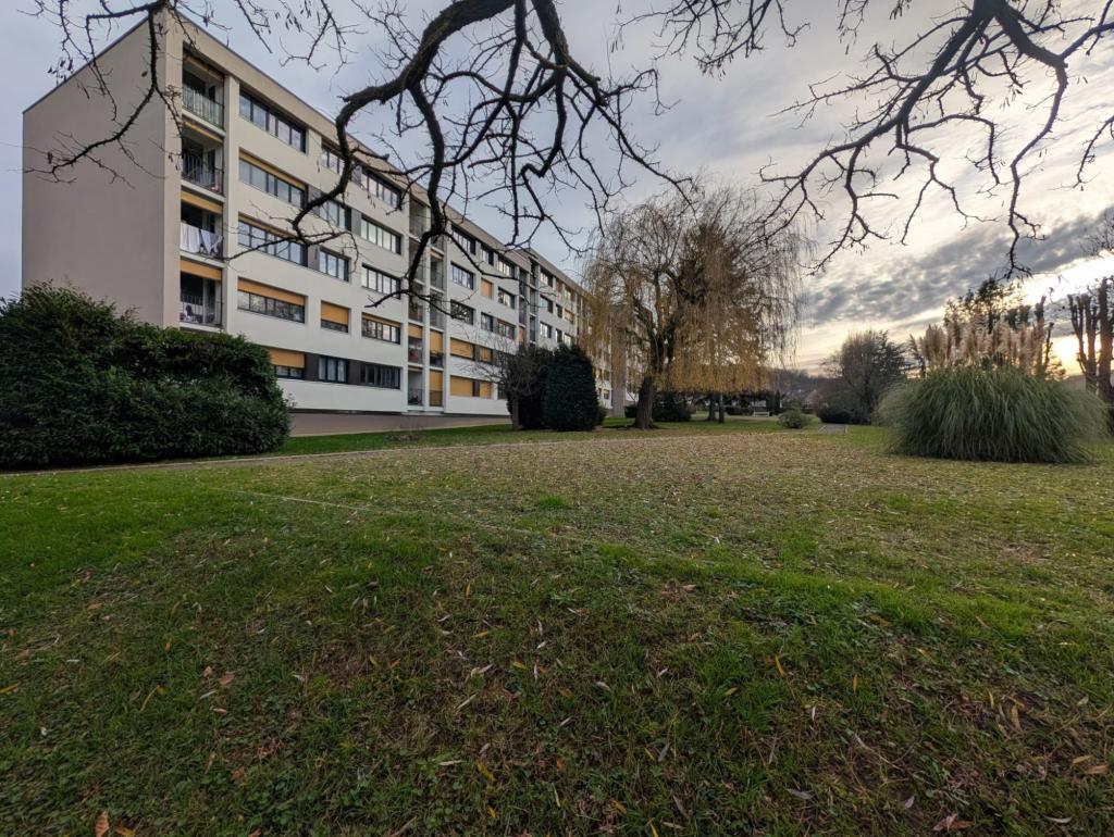 APPARTEMENT DE 4 PIECES à Plaisir - Photo 1