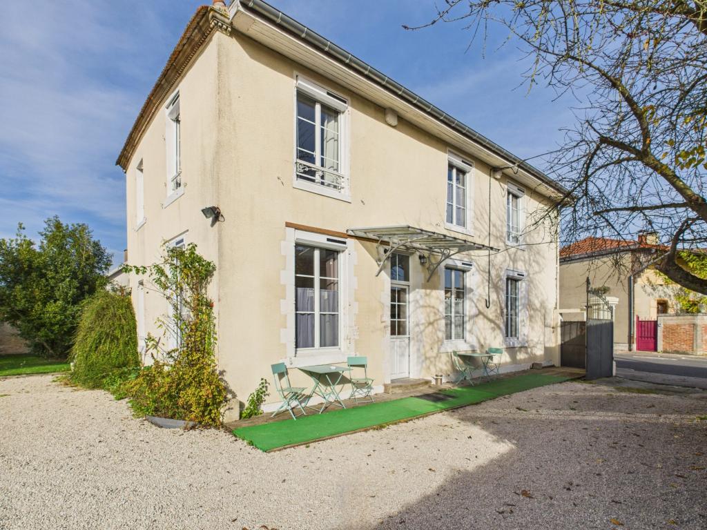 MAISON BOURGEOISE 12 PIECES à Châlons-en-Champagne - Photo 1