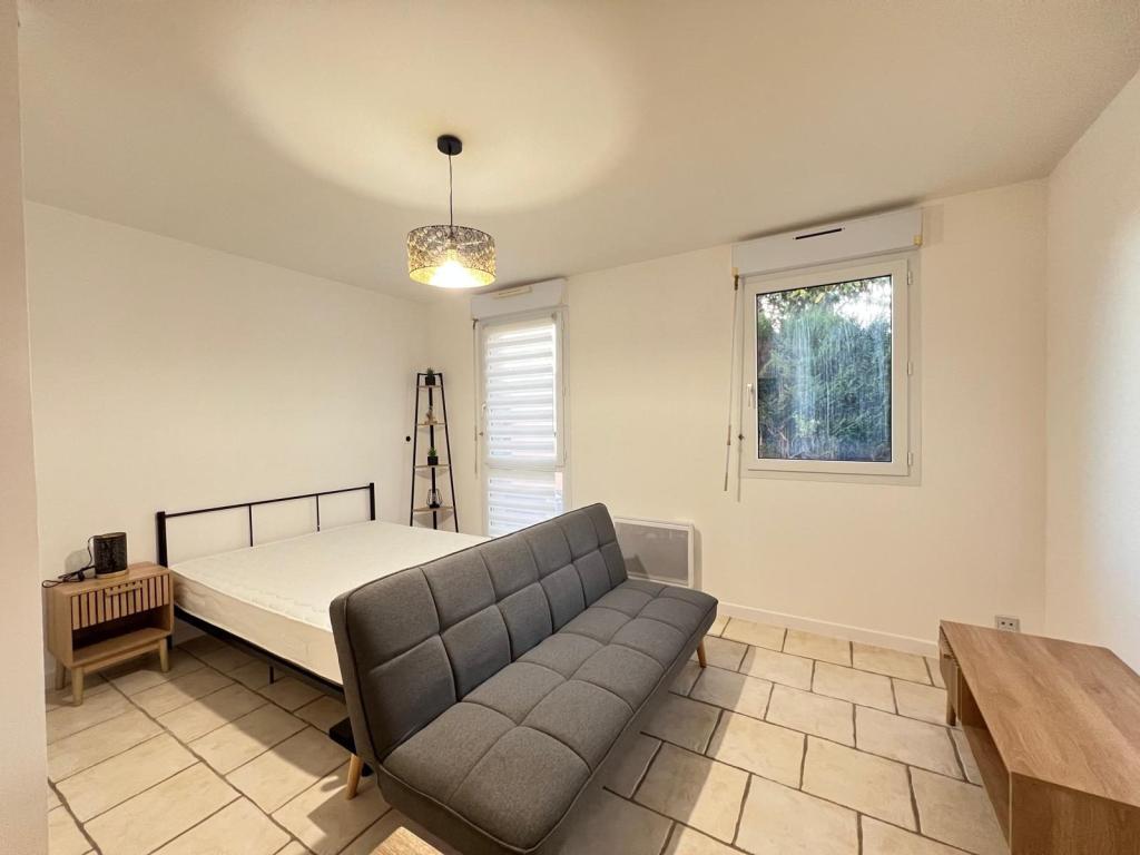 Studio Pierre Levée à Poitiers - Photo 1