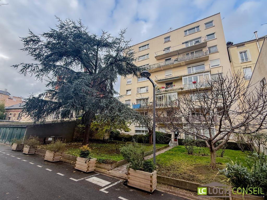 APPARTEMENT - RUE BARBES à Montrouge - Photo 1
