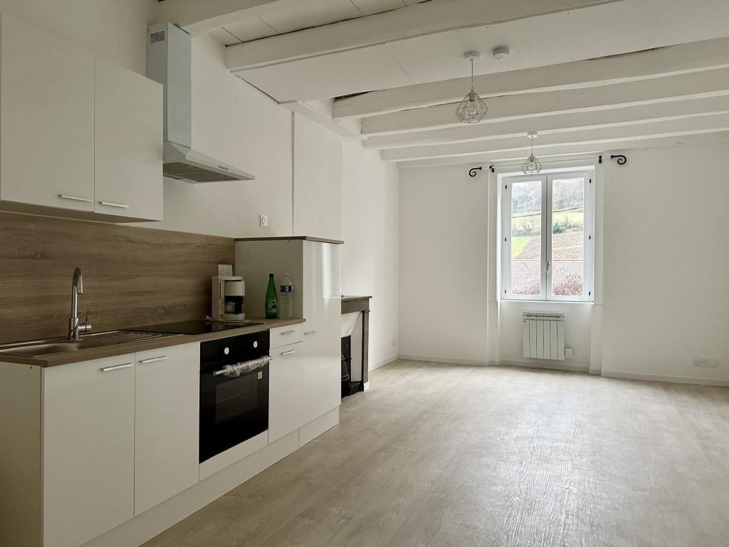 APPARTEMENT RÉNOVÉ T2 BIS - BEAUJEU à Villefranche-sur-Saône - Photo 1