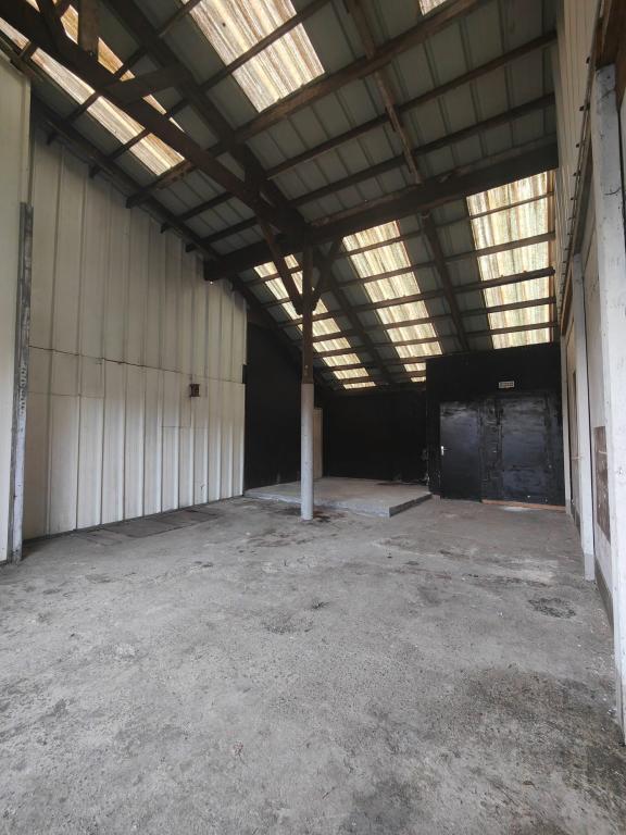 Entrepôt / Local d’activité - 60 m² – Tourcoing à Tourcoing - Photo 1