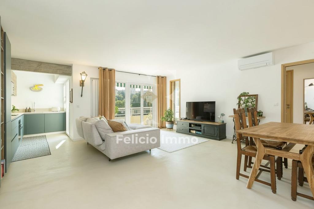 APPARTEMENT COUP DE COEUR RENOVATION D'ARCHITECTE à Cannes - Photo 1