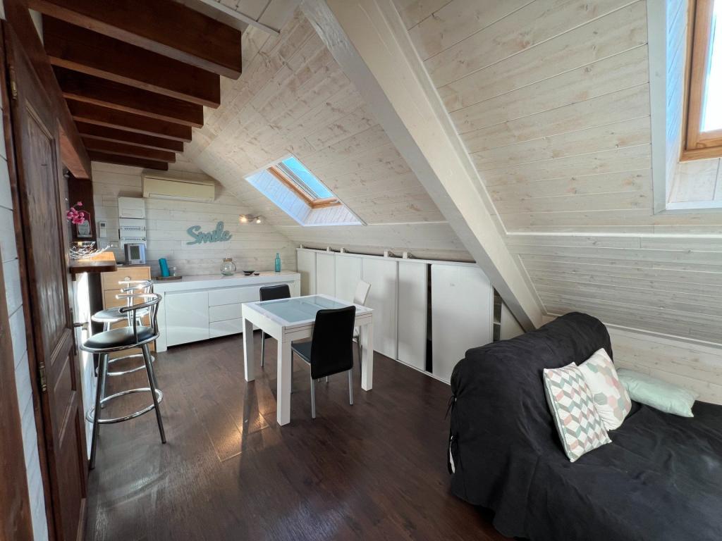 STUDIO AIX à Aix-les-Bains - Photo 1