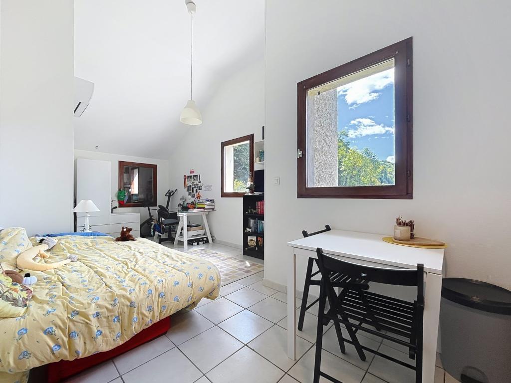 STUDIO GIERES à Saint-Martin-d'Hères - Photo 1