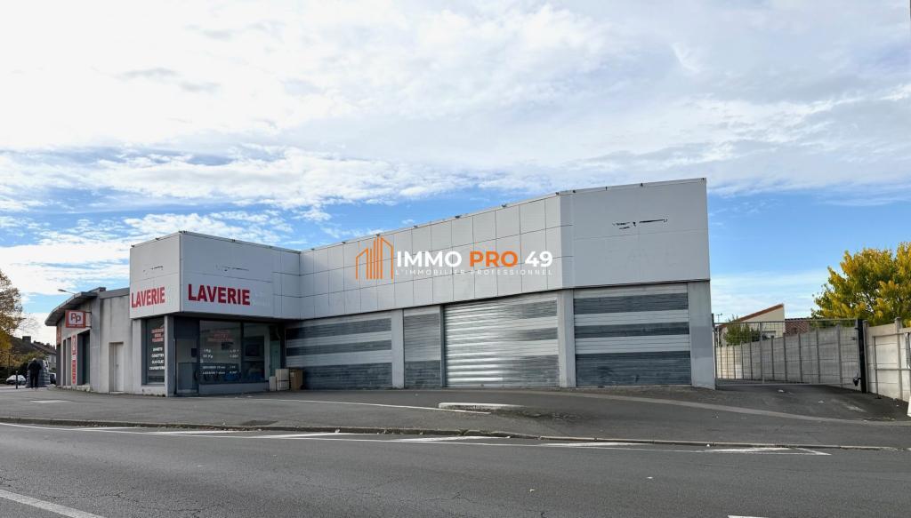 LOCAL COMMERCIAL EMPLACEMENT N°1 à Cholet - Photo 1