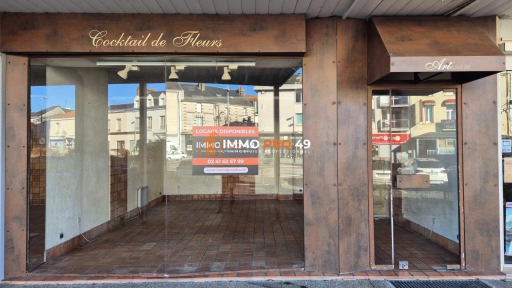 Local commercial Cholet 45 m2 à Cholet - Photo 1