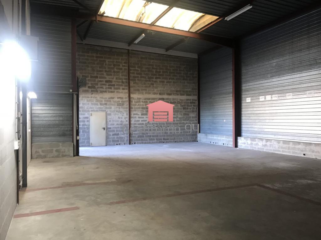 Location Locaux d'activités 275m2 - ZI RENOUILLERES - … à Gonesse - Photo 1